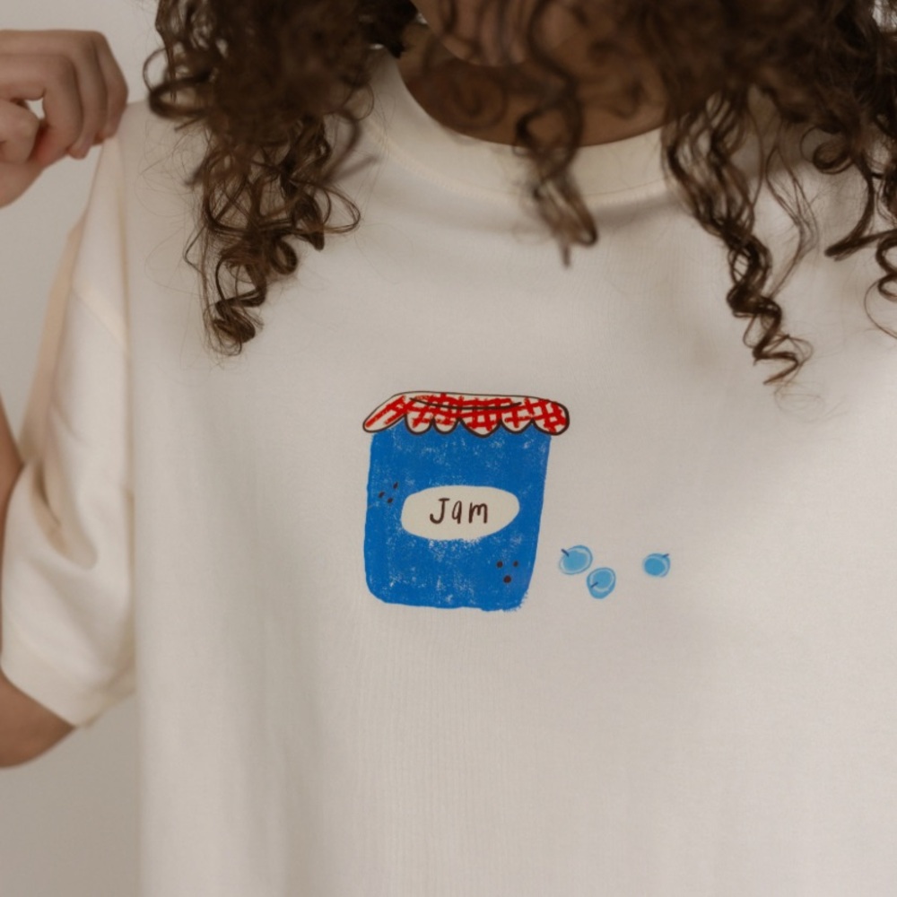 Blueberries tee